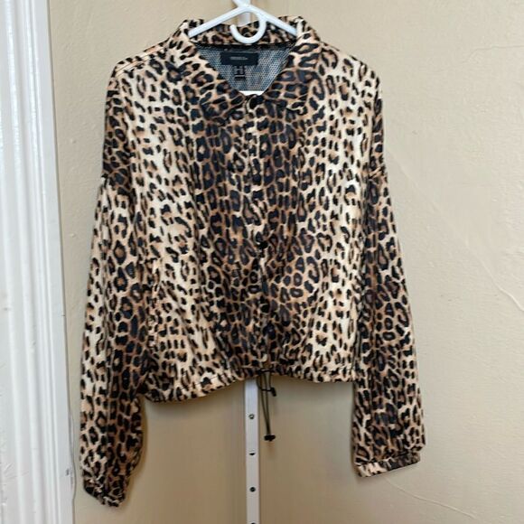 Forever 21 Animal Print Button Down Crop Jacket Windbreaker size 3X - Picture 1 of 12